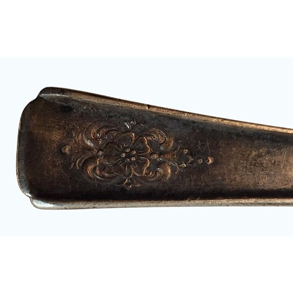 Vintage Wm Rogers IS Silver Plate Floral Design Teaspoon - Picture 4 of 8